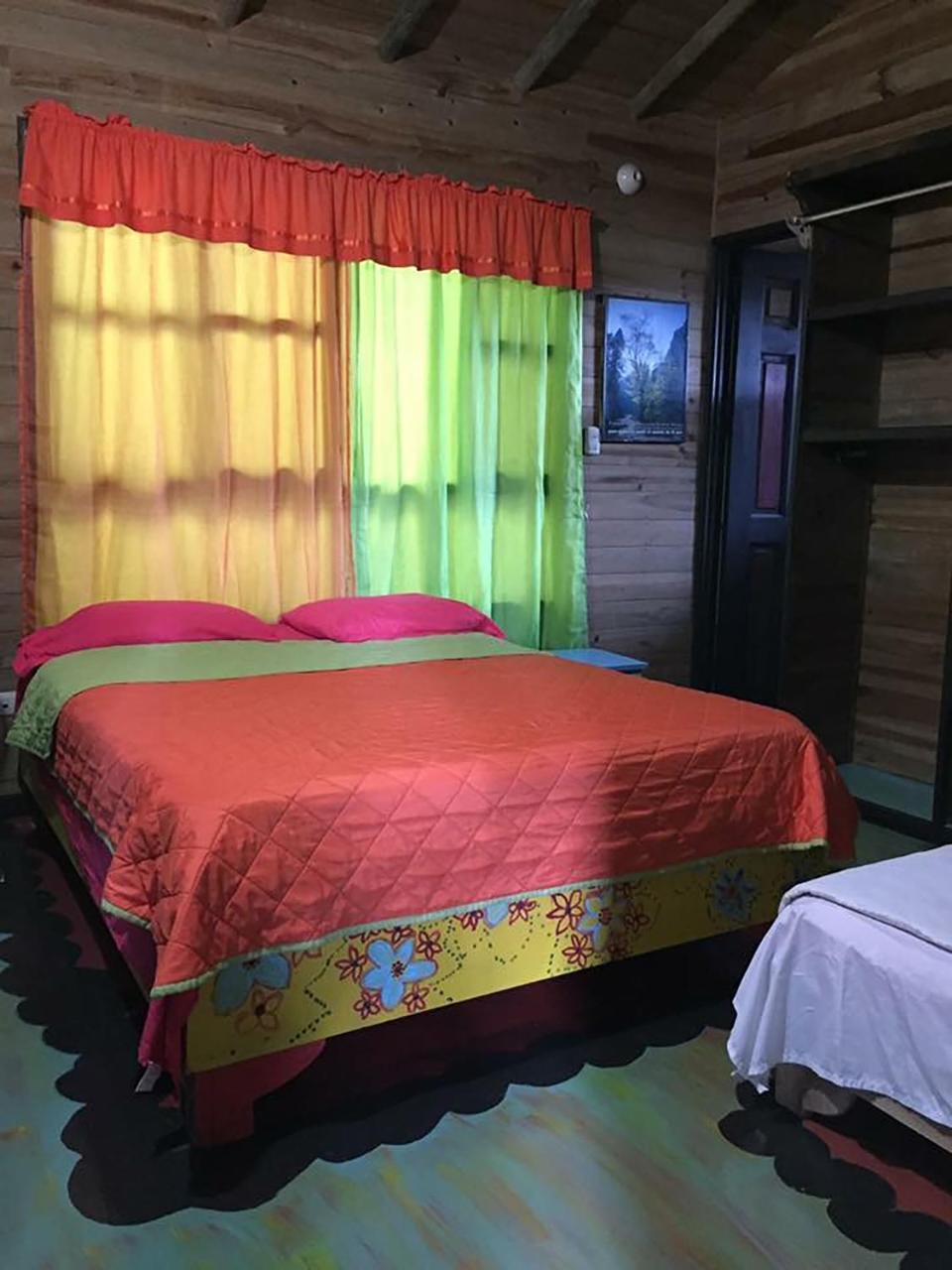 Wood House Hostel La Fortuna Екстер'єр фото