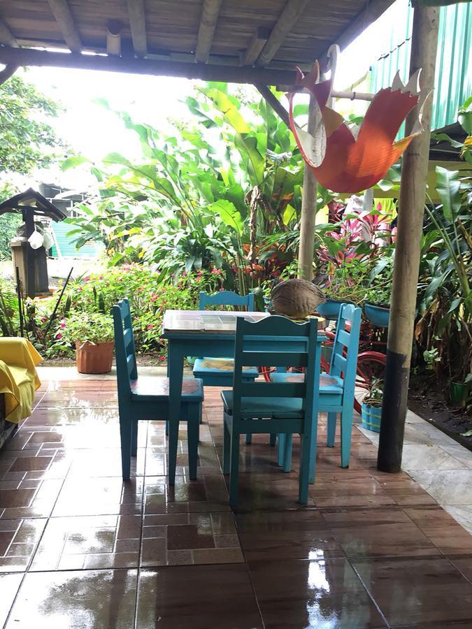 Wood House Hostel La Fortuna Екстер'єр фото