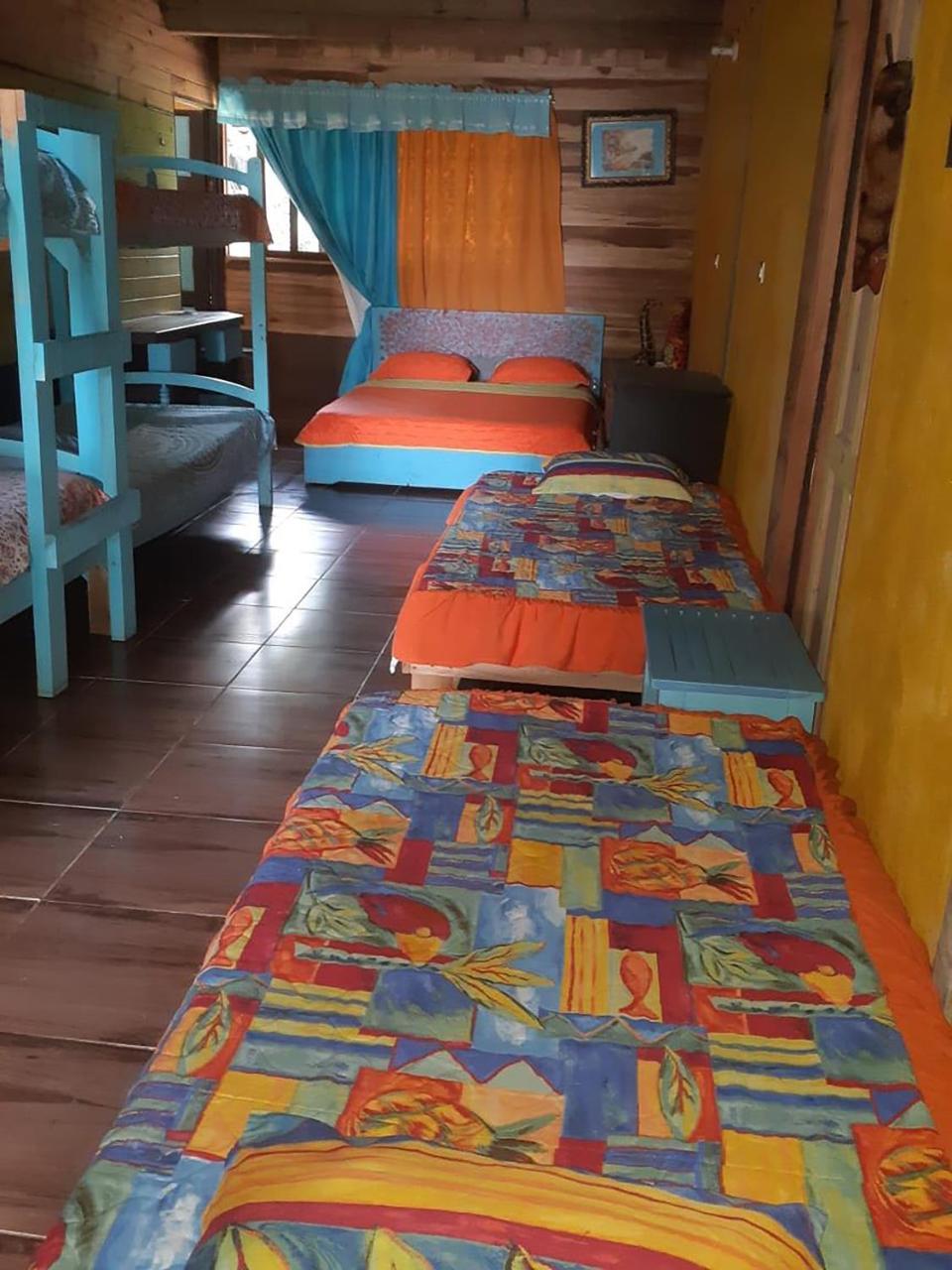 Wood House Hostel La Fortuna Екстер'єр фото