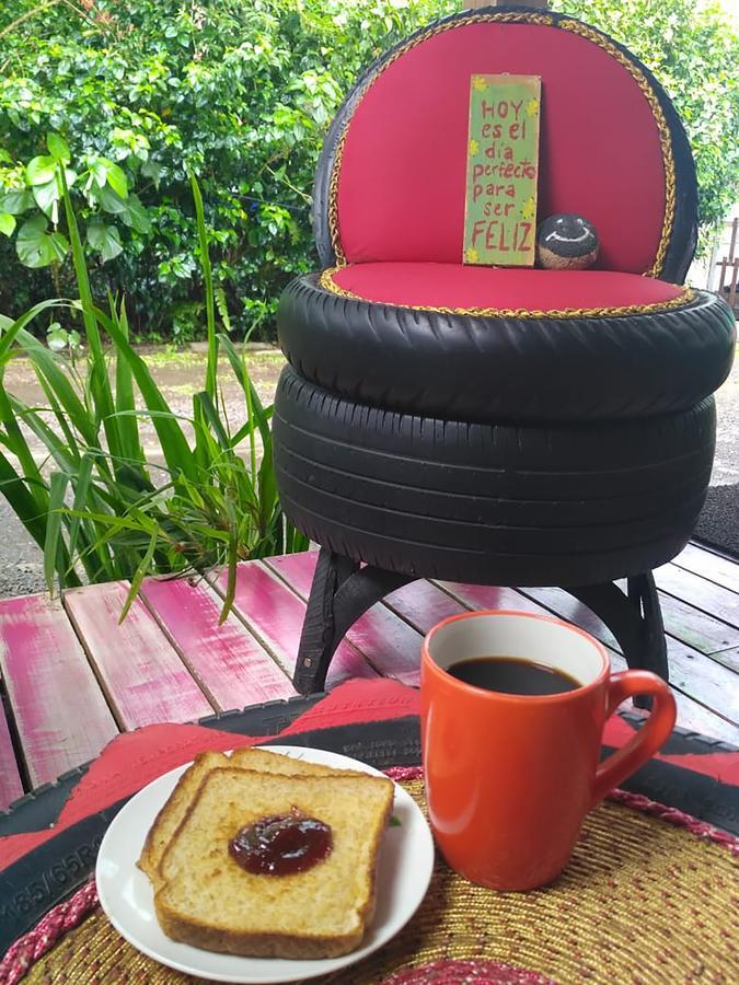 Wood House Hostel La Fortuna Екстер'єр фото